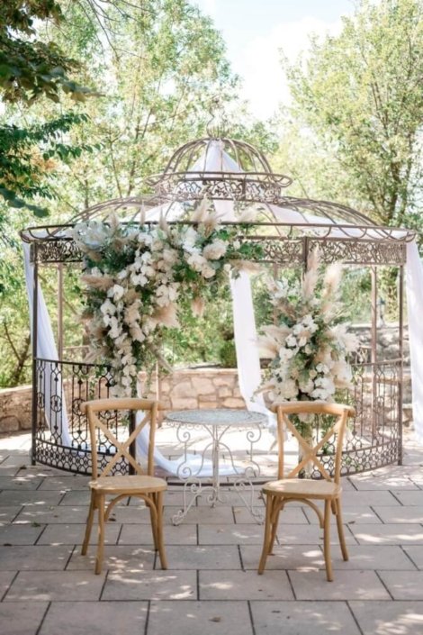Décoration d'un pavillon pour un mariage